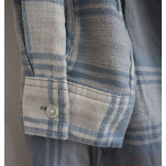 American Eagle 035-1354-3196-020 Womens Sz S Blue Flannel Peplum Button-Up Shirt - Picture 3 of 8